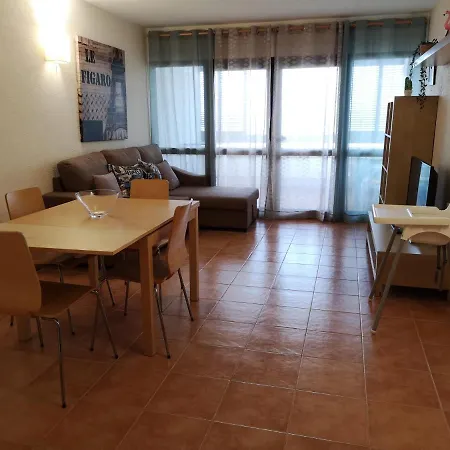 Arrecife Beach Front Apartmán *