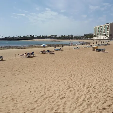 Arrecife Beach Front Арресифе